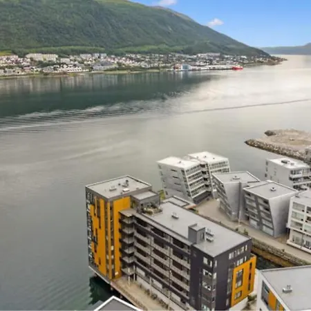 Lägenhet Modern Seaside - Balcony & Mountain View Tromsø
